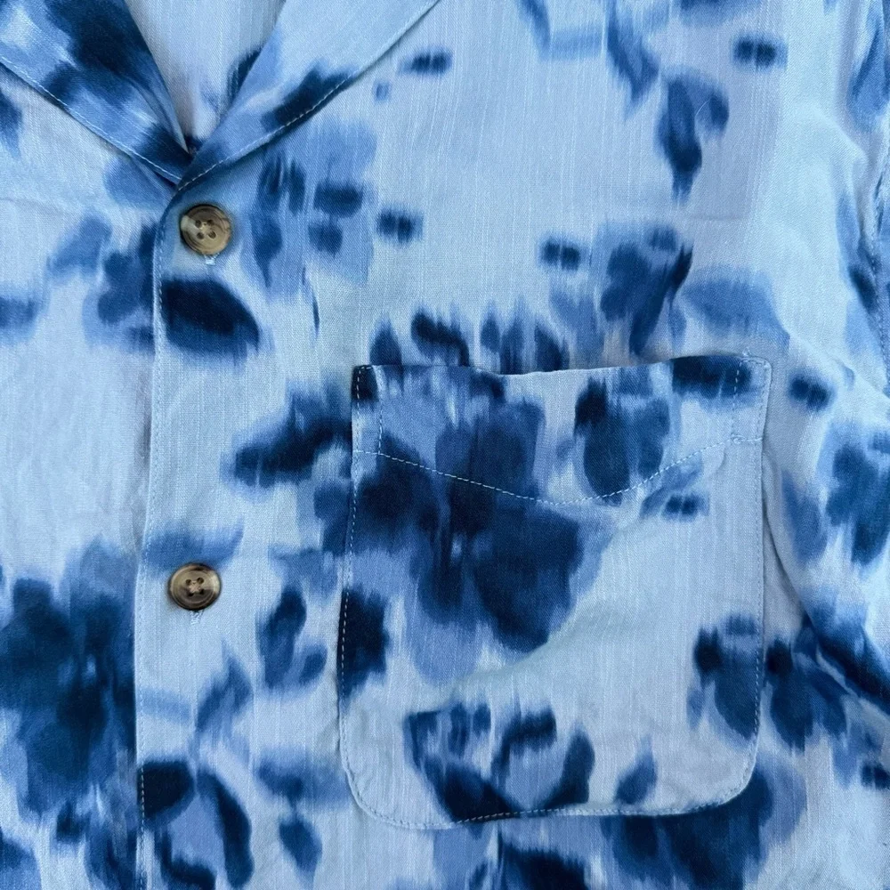 Men’s Old Navy Camp Button Down Floral Short Sleeve Pocket Shirt Large - Picture 6 of 16